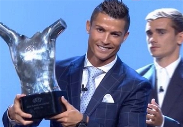 کریستیانو رونالدو بهترین بازیکن سال فوتبال اروپا شد
