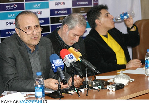 رامین طباطبایی در پاسخ به خبرنگار کیهان ورزشی : نمی توانیم باشگاه ها را از مربیان خوب محروم کنیم