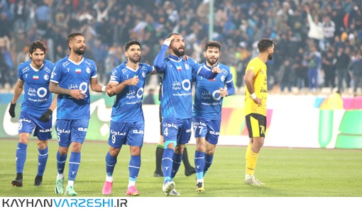 گزارش تصویری دیدار تیم‌های استقلال و سپاهان