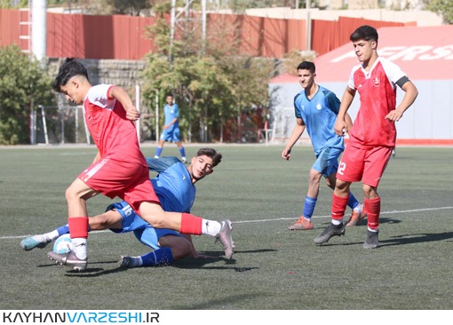 هفته دوازدهم لیگ برتر نوجوانان تهران/ گزارش تصویری دیدار تیم‌های پرسپولیس و استقلال