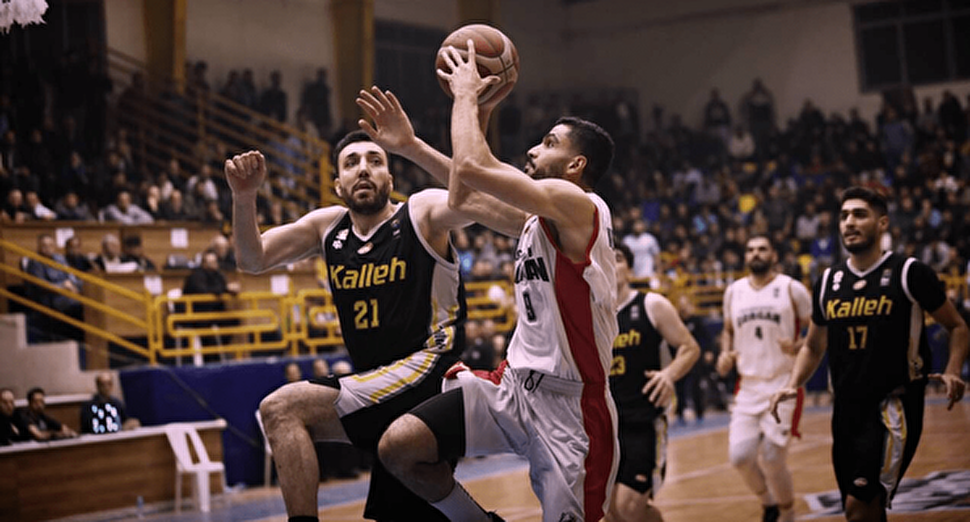 سبقت کاله از استقلال با شکست صدرنشین