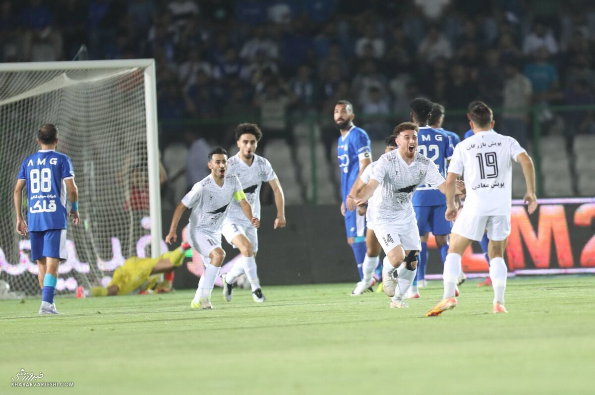 بیانیه تهدید آمیز باشگاه ذوب آهن برای تغییر زمان بازی برابر استقلال