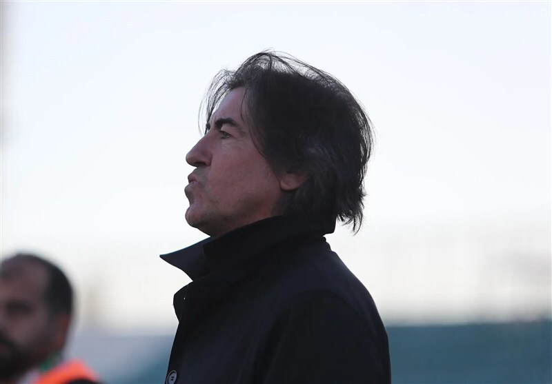 ساپینتو: در استقلال تنها هستم اما تسلیم نمیشوم