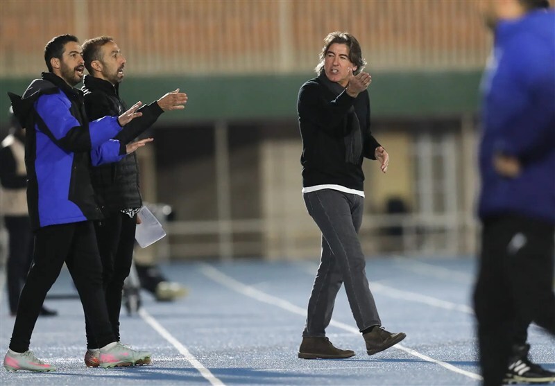 انتقاد ساپینتو از بازیکنان استقلال: یک روز خوب هستید و یک روز بد!