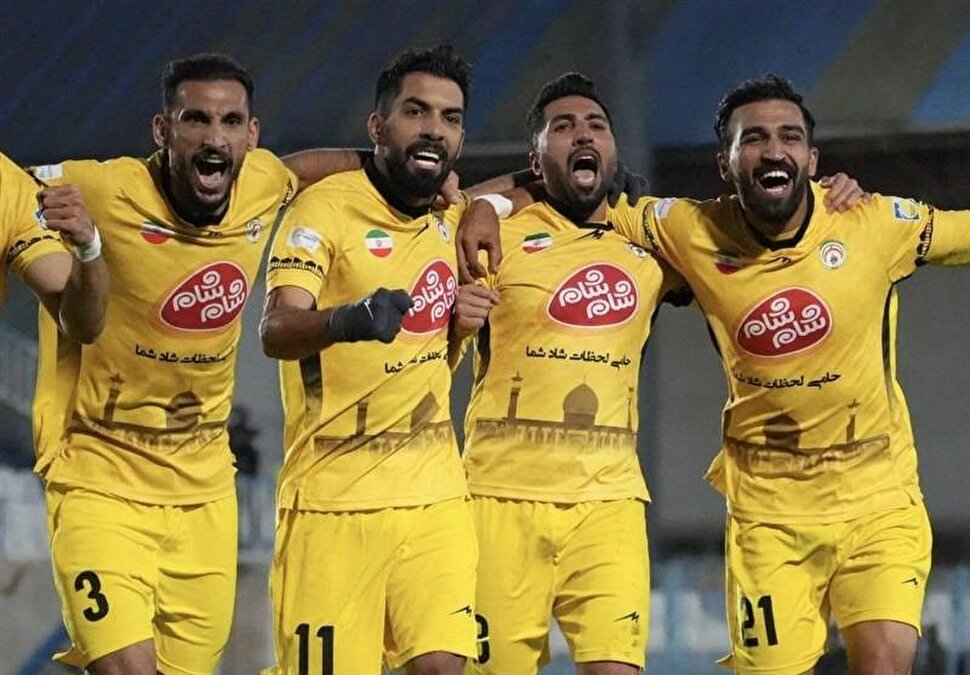 شاگردان پیروز قربانی ترمز تراکتور را کشیدند