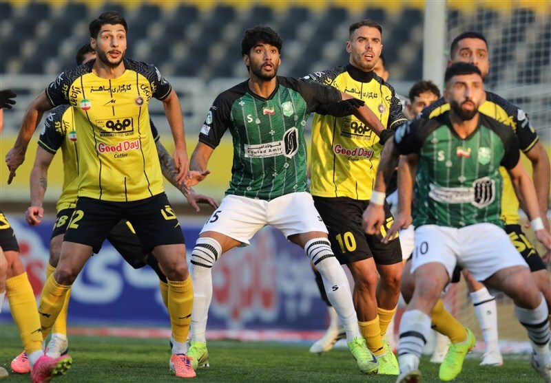 سپاهان با شکست خیبر مدعی باقی ماند