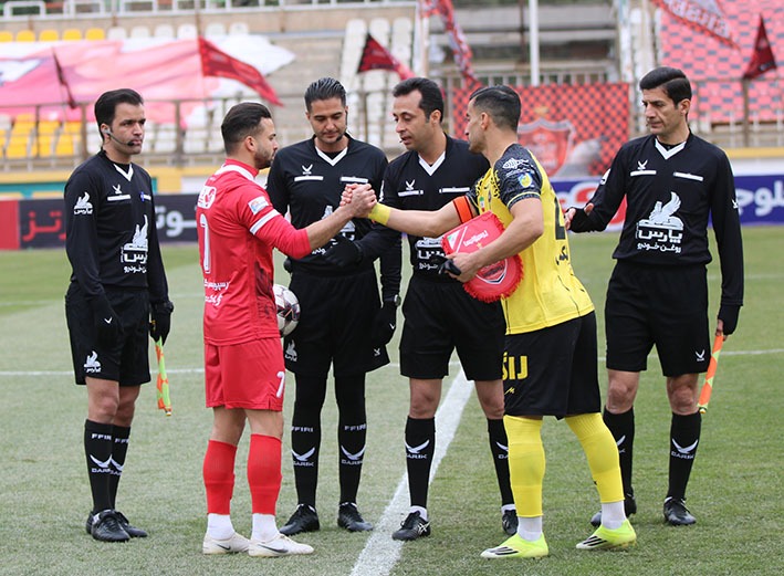 گزارش تصویری دیدار تیمهای پرسپولیس و سپاهان