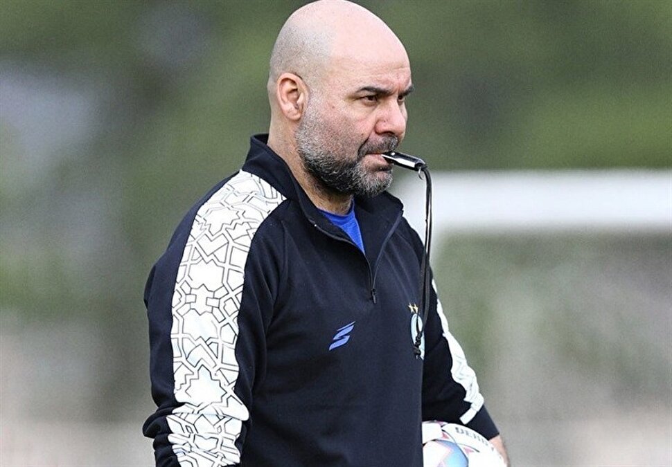 بختیاری زاده، ۵ بازیکن استقلال را کنار گذاشت