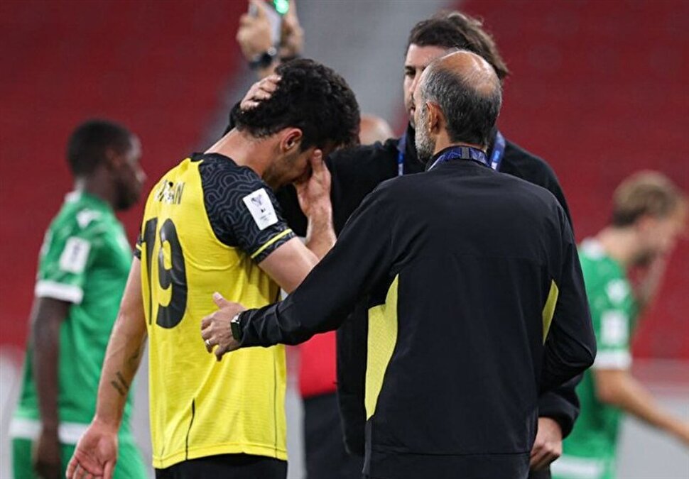 نورافکن نقره‌ داغ شد