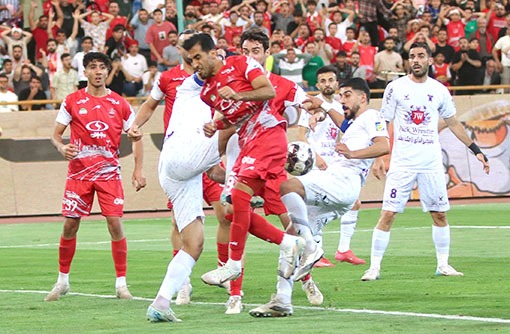 گزارش تصویری دیدار تیم‌های پرسپولیس و هوادار