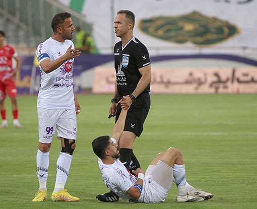 گزارش تصویری دیدار تیم‌های پرسپولیس و هوادار