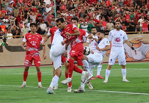 گزارش تصویری دیدار تیم‌های پرسپولیس و هوادار