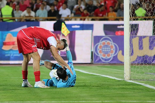 گزارش تصویری دیدار تیم‌های پرسپولیس و هوادار