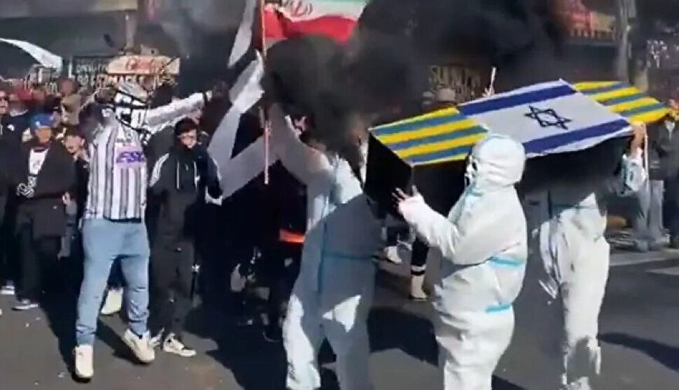 تابوت اسرائیل در قلب آرژانتین؛ فریاد فلسطین و ایران از سکوهای آل‌بویز 
