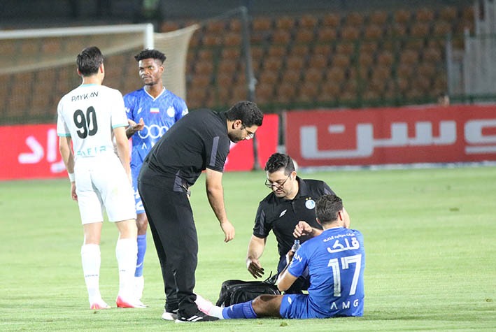 گزارش تصویری دیدار تیم‌های استقلال و پیکان