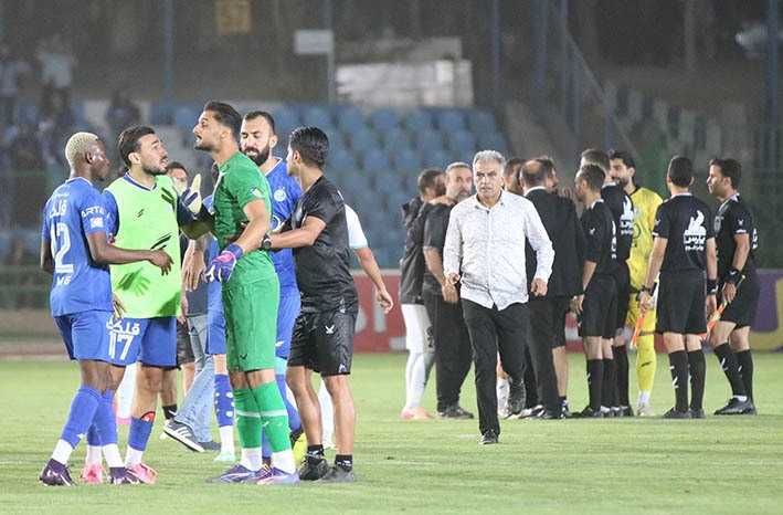 گزارش تصویری دیدار تیم‌های استقلال و پیکان