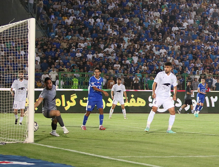 گزارش تصویری دیدار تیم‌های استقلال تهران و ذوب‌آهن اصفهان