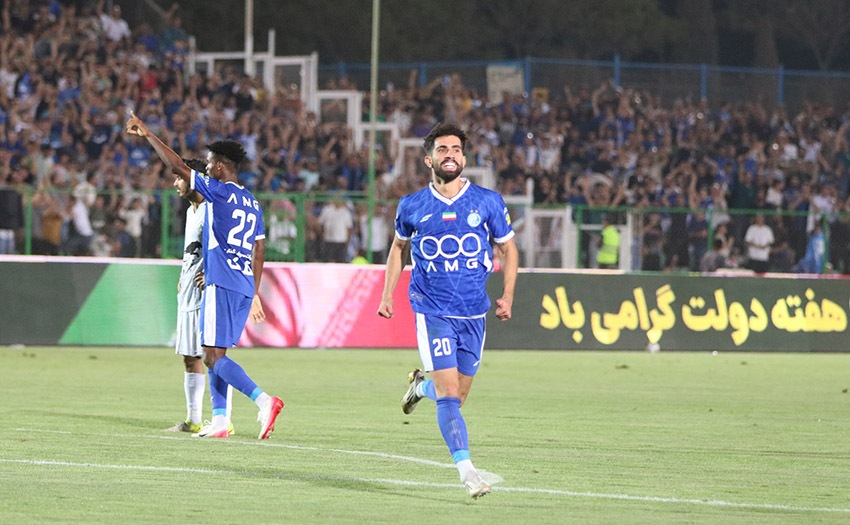 گزارش تصویری دیدار تیم‌های استقلال تهران و ذوب‌آهن اصفهان