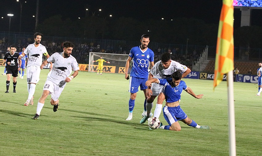 گزارش تصویری دیدار تیم‌های استقلال تهران و ذوب‌آهن اصفهان