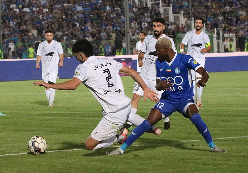 گزارش تصویری دیدار تیم‌های استقلال تهران و ذوب‌آهن اصفهان