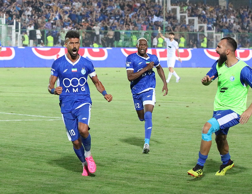 گزارش تصویری دیدار تیم‌های استقلال تهران و ذوب‌آهن اصفهان