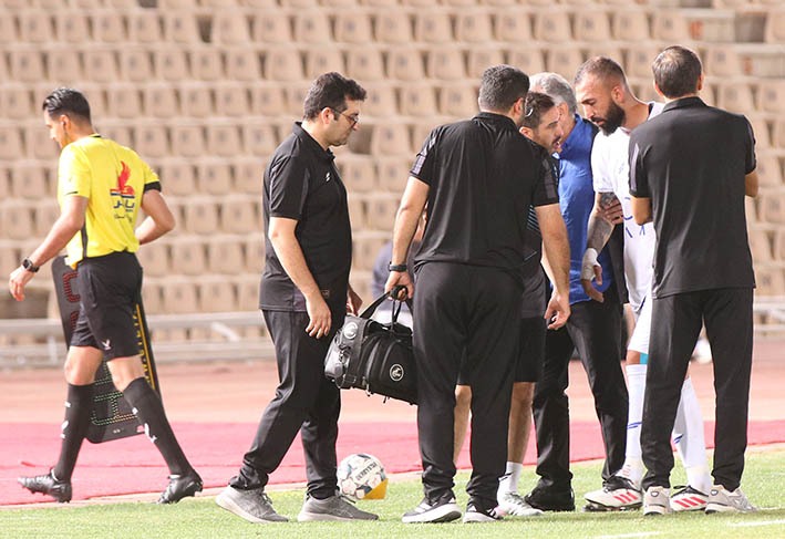 گزارش تصویری دیدار استقلال و چادر ملو