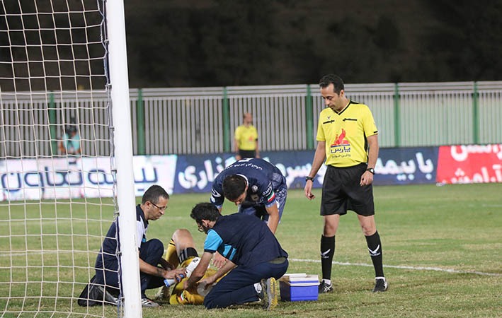 گزارش تصویری دیدار استقلال و چادر ملو