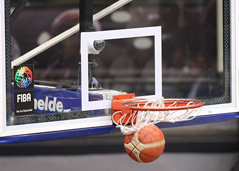 گزارش تصویری   دیدار تیمهای بسکتبال استقلال تهران و مهگل البرز