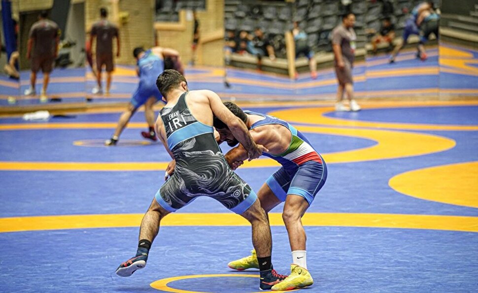 بهره‌برداری ۵۰ ساله رایگان از اماکن کشتی در ورزشگاه آزادی