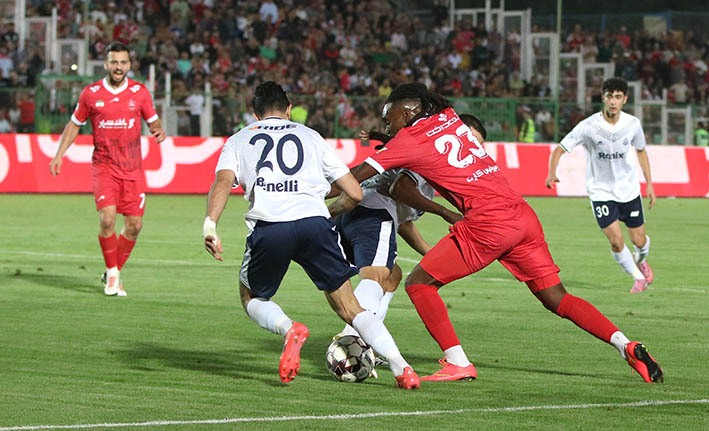 گزارش تصویری دیدار تیم‌های پرسپولیس و ملوان