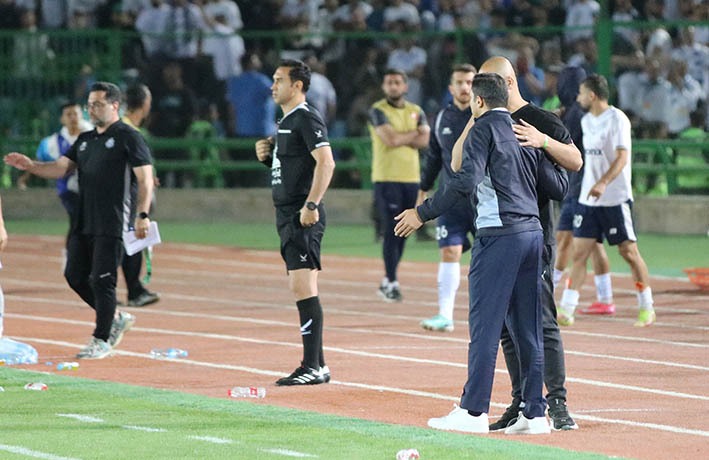 گزارش تصویری دیدار تیم‌های پرسپولیس و ملوان