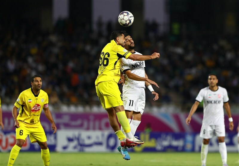 فجر از شکست برابر قعرنشین فرار کرد