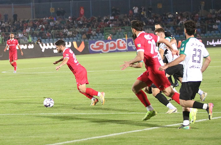 گزارش تصویری دیدار تیمهای پرسپولیس تهران و ذوب آهن