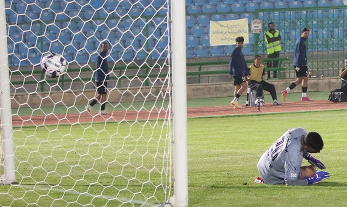 گزارش تصویری دیدار تیمهای پرسپولیس تهران و ذوب آهن