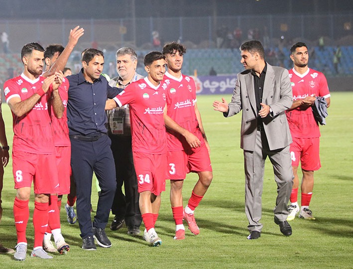 گزارش تصویری دیدار تیمهای پرسپولیس تهران و ذوب آهن