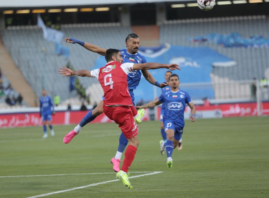 کریم باقری آتش را خاموش کرد