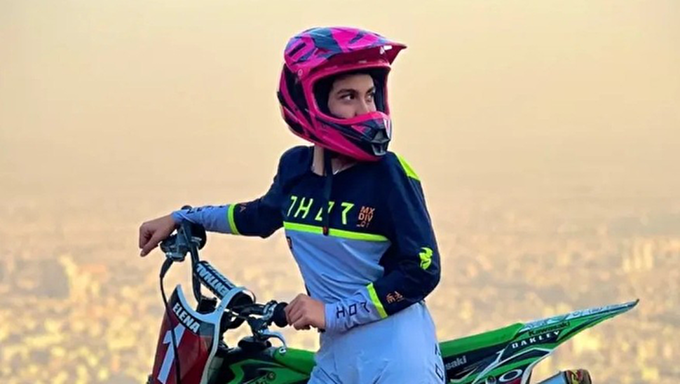 حادثه برای دختر موتورسوار در پیست آزادی