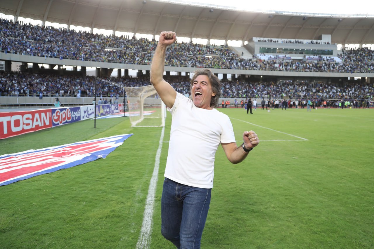 ساپینتو : از صدرنشینی و این پیروزی خیلی خوشحالم