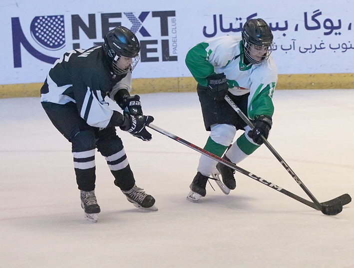 گزارش تصویری هاکی روی یخ دختران زیر18 سال