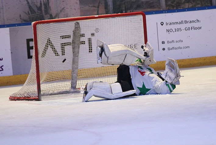 گزارش تصویری هاکی روی یخ دختران زیر18 سال