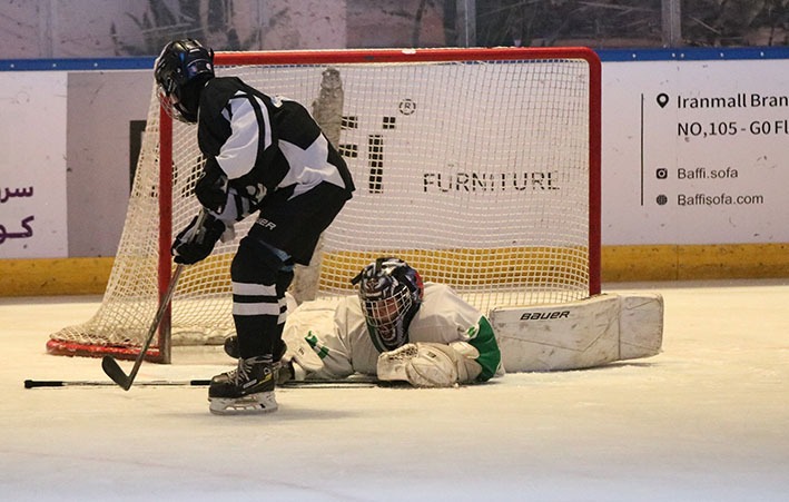 گزارش تصویری هاکی روی یخ دختران زیر18 سال