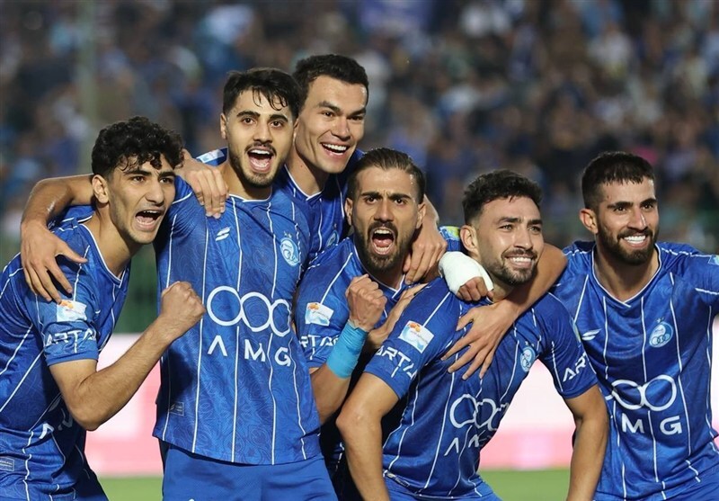 این استقلال ترسناک است؛ آبیها در صدر