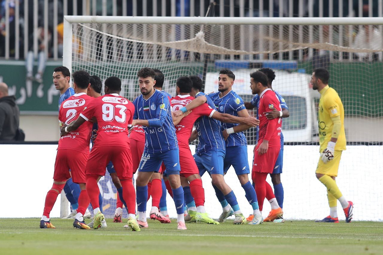 پرسپولیس و استقلال گل زدن بلد نبودند؛ دربی سرد و کم حادثه برنده نداشت