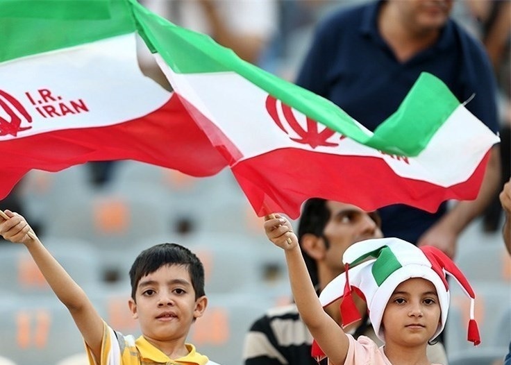 اقدام جنجالی کاخ سفید: ممنوعیت ورود هواداران ایران و سه کشور دیگر به آمریکا