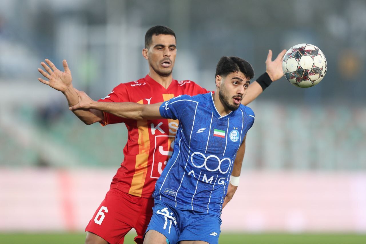 استقلال صدر را از پرسپولیس پس گرفت