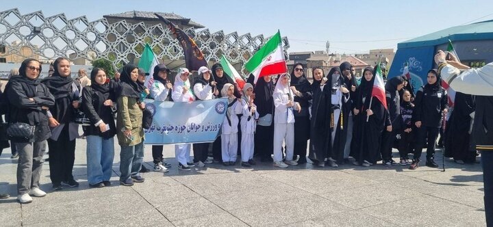 حضور جامعه ورزش بانوان در رزمایش بزرگ «دختران جانفدای ایران»