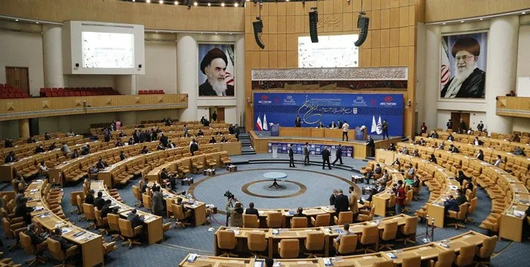 عزیزی خادم رئیس فدراسیون فوتبال شد