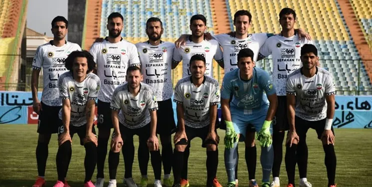جدول رده بندی لیگ برتر/ سپاهان همسایه استقلال در صدر