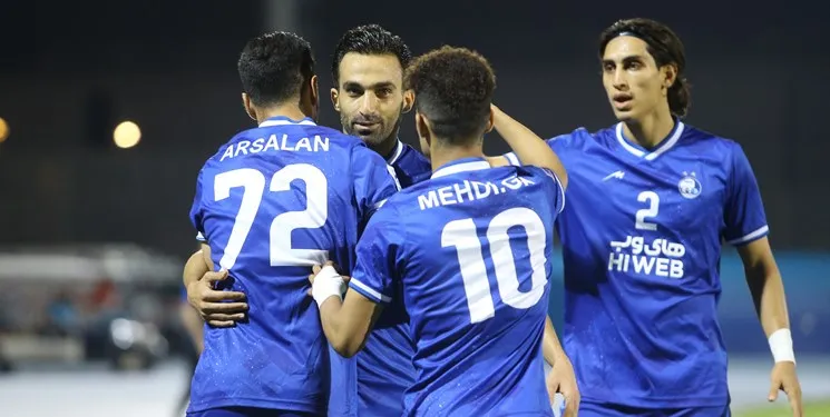 مدافع استقلال بازی با نفت آبادان را از دست داد
