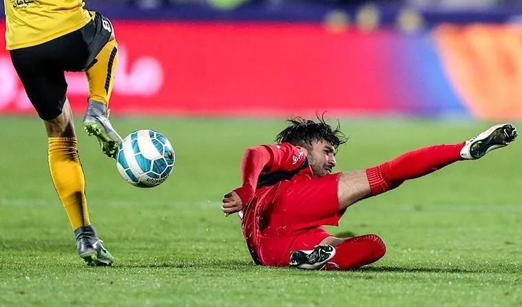 پرسپولیس در نقش جهان متوقف شد/سپاهان در آخرین لحظات از باخت فرار کرد